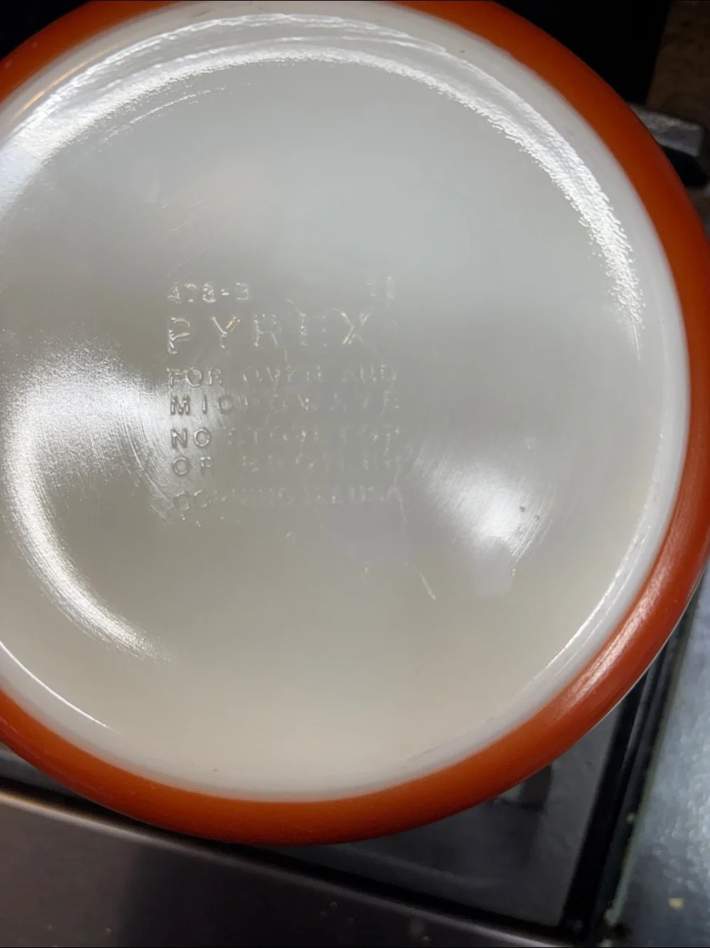 Pyrex Harvest Wheat Mixing Bowls - Orange and Brown Glass Lids